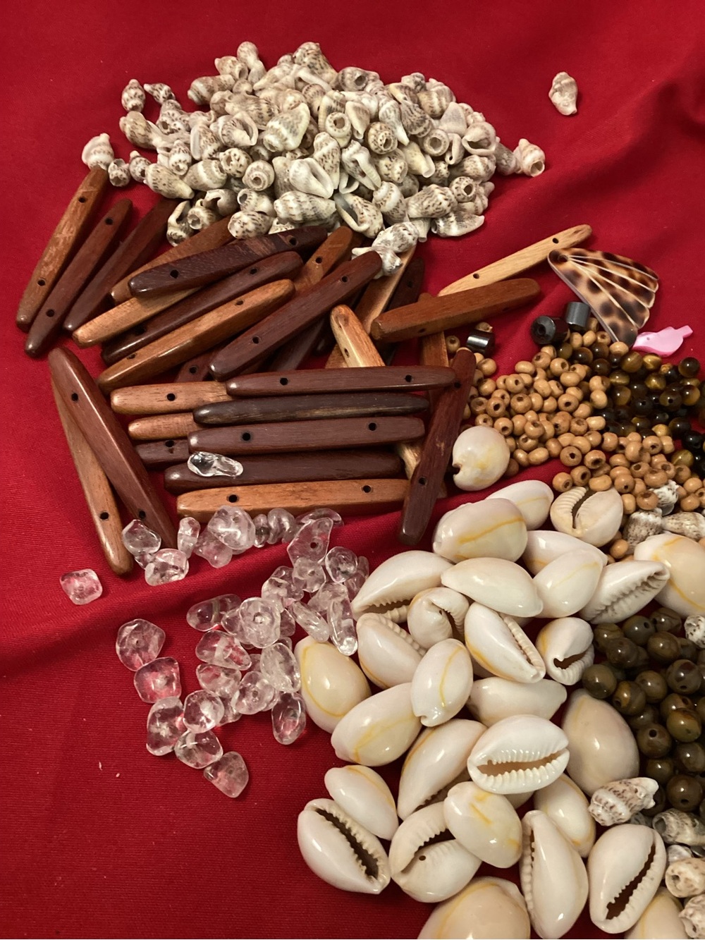 219 grams of assorted beads for jewelry making - Picture 4 of 7